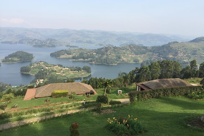 1 Day Gorilla Trekking Mgahinga Gorilla NP & Lake Bunyonyi - The return walk and drive