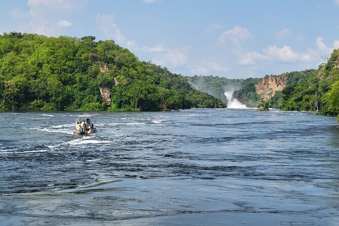 2 Days Murchison Falls Park Vacation - Hiking to the top of Murchison Falls