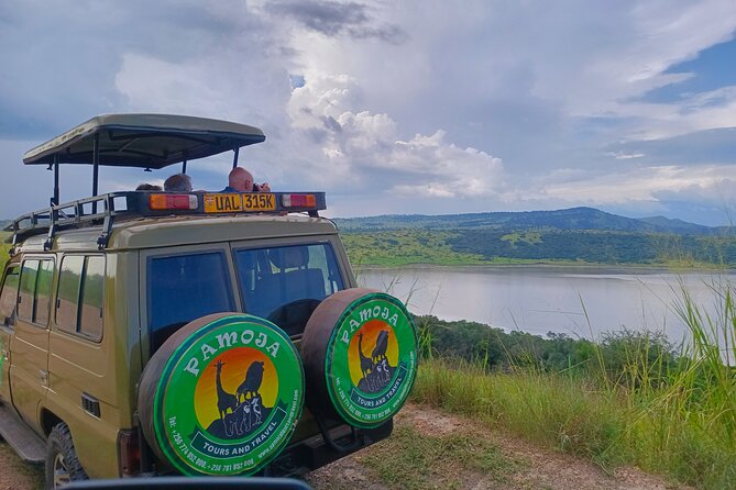 4-Day QENP, Gorillas in Bwindi and Lake Bunyonyi relaxation - Day one: the long road to Queen Elizabeth
