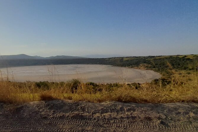 5 days best wildlife experience in Uganda - Day 4: Kasenyi Trail and the best game-drive window
