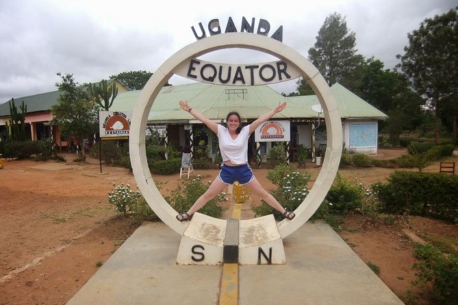 A Tour To Uganda Equator - Arriving at Uganda’s Equator Line