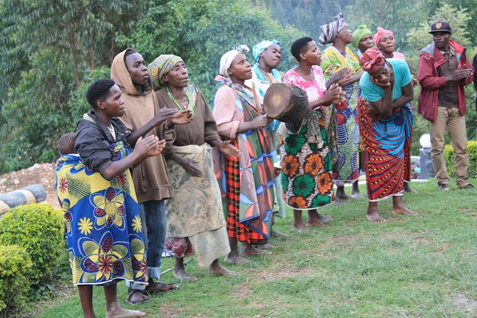 Bwindi Gorilla Safari - 3 Days - Service and guide support