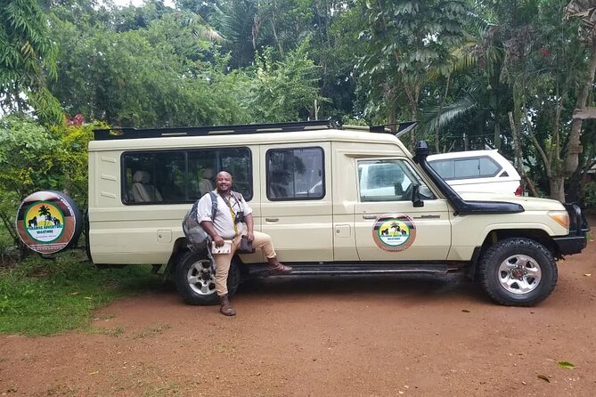 Gorilla & Chimpanzee Trekking in Uganda - 5 Days - Who should book this experience
