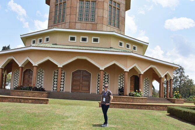Kampala City Tour - Half Day - Kasubi Tombs and Buganda’s spiritual center