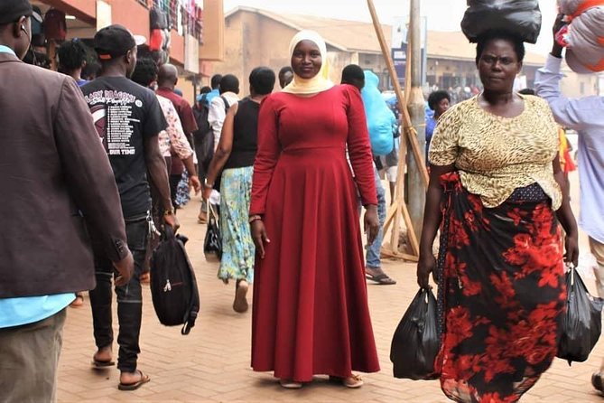Kampala guided walking tour - Starting at Gaddafi National Mosque