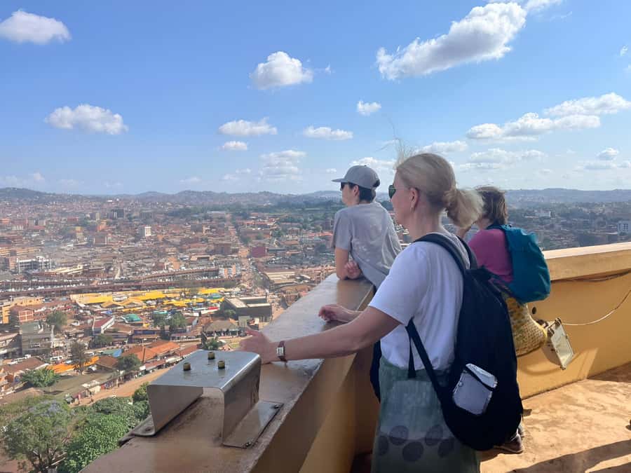Kampala: Private Guided City Tour with vehicle Transfers - Bagala Craft Market and the first look at local life