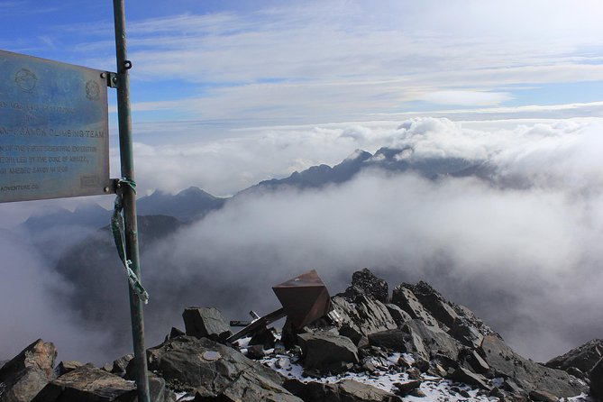 Mountain Rwenzori Trekking Uganda 9 Day Safari - Day 5: Scott Eliot Pass and Elena Hut