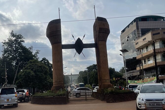 Safe Motorbike Tour in Kampala (Boda Boda Tour) - Gaddafi National Mosque and the view over Kampala