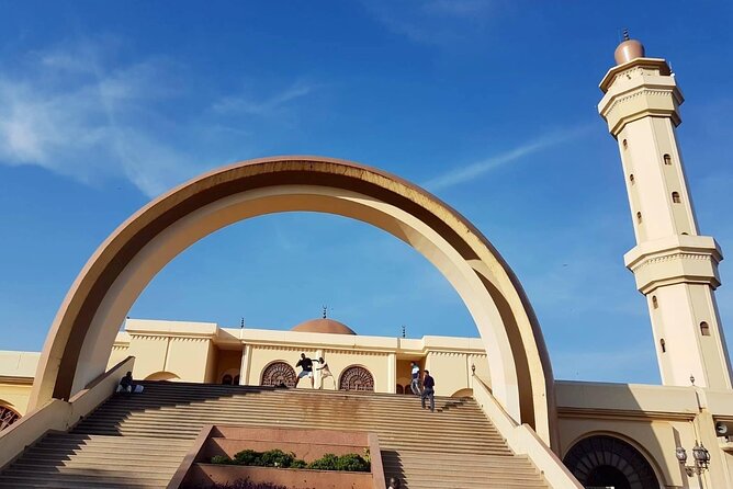 Tombs, King’s palace & Gaddafi mosque walk (Airpals Safaris tour) - What the mosque view adds to the day